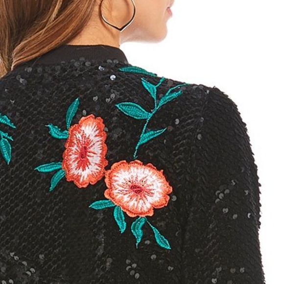 Gianni Bini Embroidered Sequin Bomber Jacket NEW - Picture 4 of 4